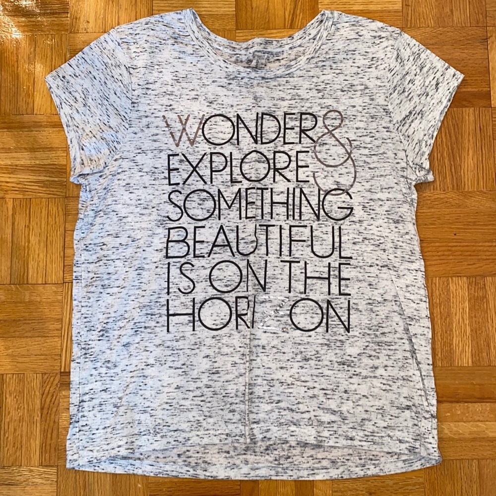 Grey Gap tshirt